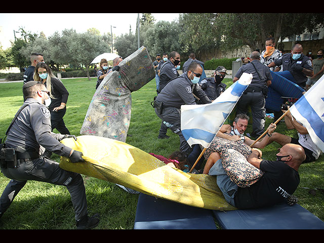 Полиция приступила к демонтажу палаток участников протеста в Иерусалиме