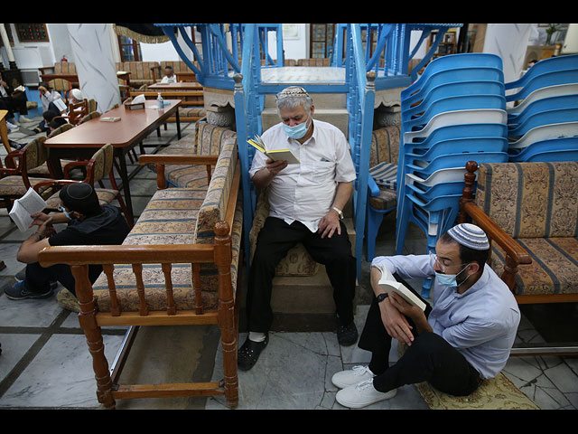 Девятое ава в дни коронавируса: молитвы группами и ограничения на доступ к Стене Плача