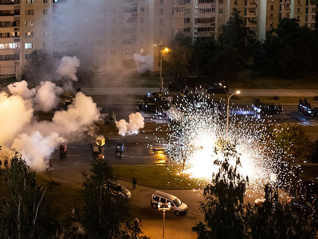 Акции протеста в Минске после анонса результатов президентских выборов. Фоторепортаж