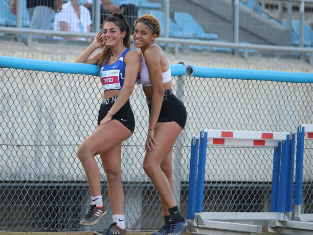 17-летняя легкоатлетка Роми Тамир (слева): чемпионка Израиля
