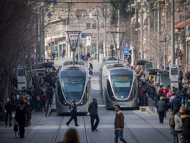 Суд заморозил решение о прокладке "синей" линии трамвая в Иерусалиме по улице Эмек Рефаим