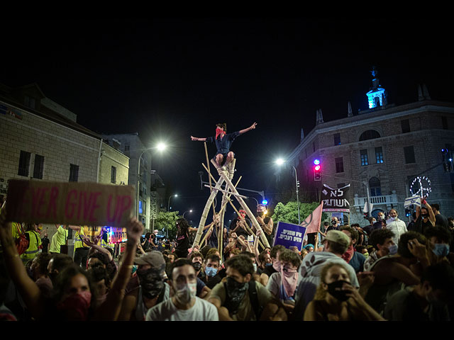 "Вы надоели": в Израиле прошли акции противников Нетаниягу. Фоторепортаж