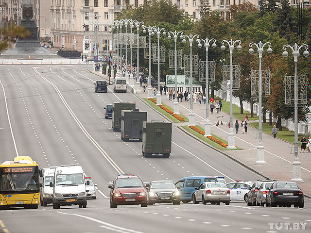 В Минске готовятся к Маршу мира: в центр стянуты автозаки и водометы