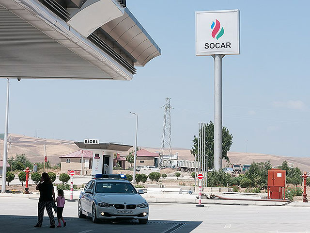 Азербайджан претендует на ашдодский НПЗ