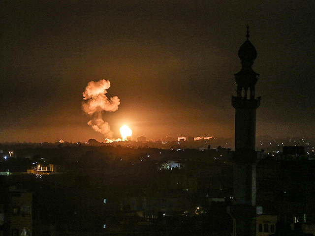 ЦАХАЛ нанес удары по объектам ХАМАСа в секторе Газы