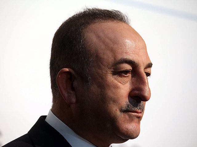 Чавушоглу: Турция рассматривает возможность направить войска на помощь Азербайджану