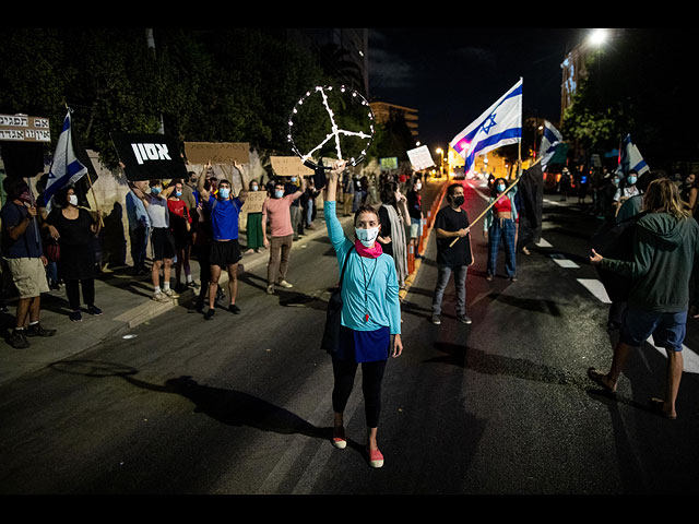 Акции протеста в условиях общего карантина. Фоторепортаж из Тель-Авива