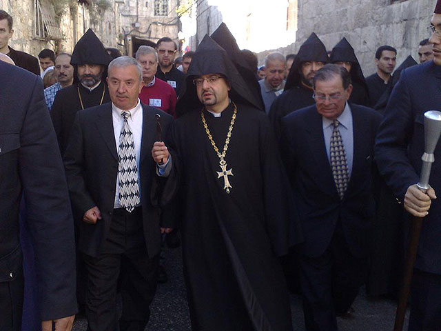 Иерусалимский патриарх Армянской апостольской церкви просит власти Израиля остановить поставки оружия Азербайджану