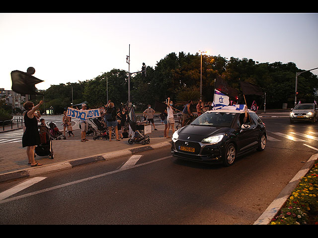 В Израиле вновь прошли массовые демонстрации против Нетаниягу. Фоторепортаж