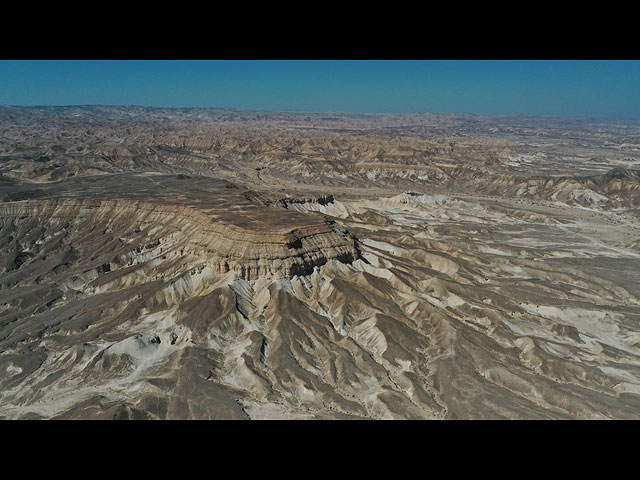 Мертвое море и окрестности с высоты птичьего полета. Фоторепортаж