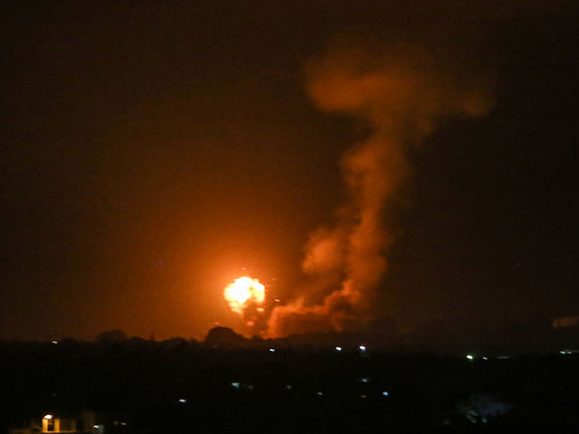 В ответ на ракетный обстрел ВВС ЦАХАЛа нанесли удары по объектам ХАМАСа в Газе