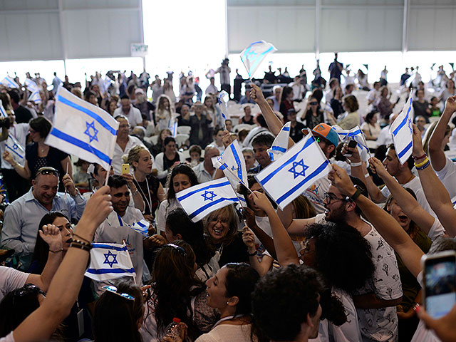 3300000-й репатриант прибыл в Израиль из Украины