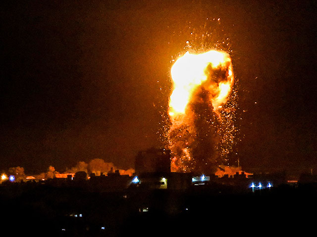 ВВС ЦАХАЛа атаковали объекты ХАМАСа в Газе в ответ на ракетный обстрел