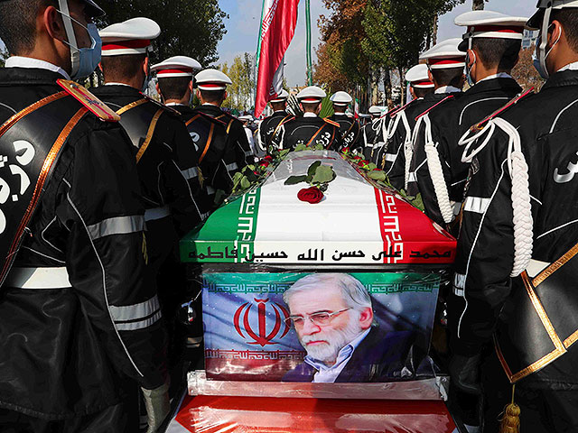 Похороны Мохсена Фахризаде: физика сравнили с имамом Хусейном