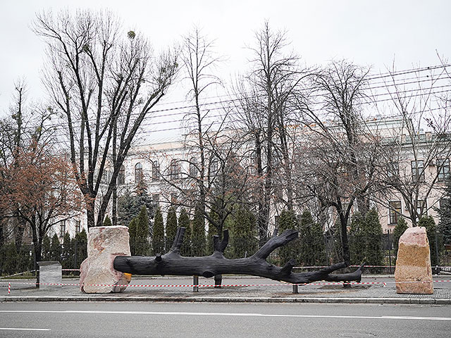 "Взгляд в прошлое": инсталляция в Киеве в Международный день памяти жертв Холокоста