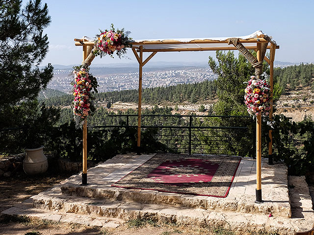 В Иерусалиме и окрестностях полицейские прекратили многолюдные свадьбы и вечеринку