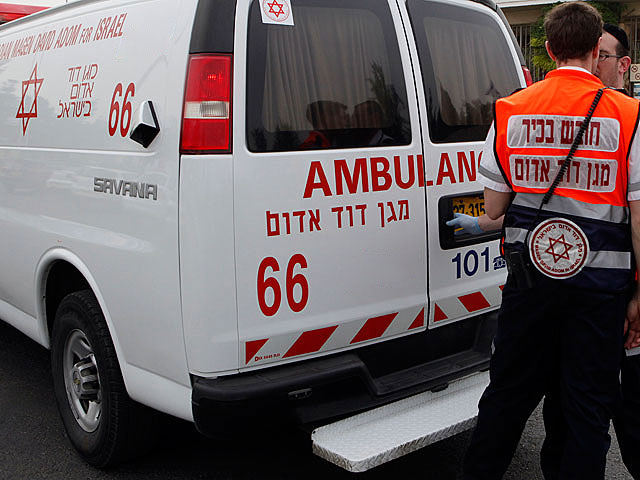В Рамат-Гане автомобиль сбил юношу, пострадавший в тяжелом состоянии
