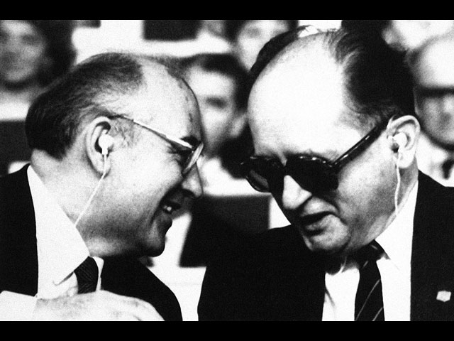С лидером Польши Войцехом Ярузельским, 1986 год