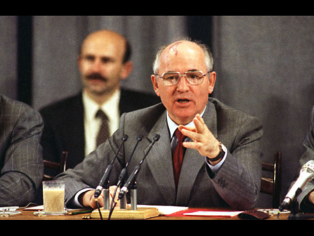 1988 год