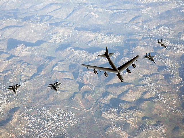 Истребители ЦАХАЛа сопроводили через воздушное пространство Израиля американские бомбардировщики