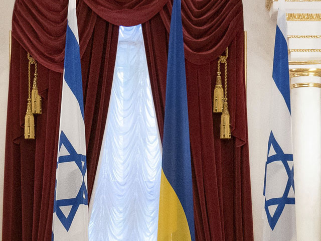 Посол Израиля в Украине осудил переименование стадиона в честь Романа Шухевича
