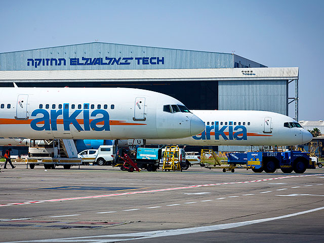 Несмотря на полученные разрешения, рейс "Аркии" в "Домодедово", где ждут 150 израильтян, вновь откладывается