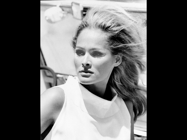 Урсула Андресс, 1965