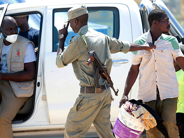 Боевики ИГ захватили приморский городок в Мозамбике, десятки убитых