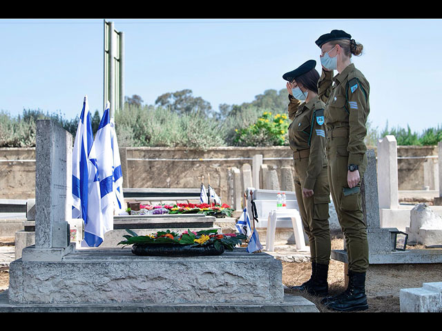 День памяти павших солдат и жертв террора в Израиле. Фоторепортаж