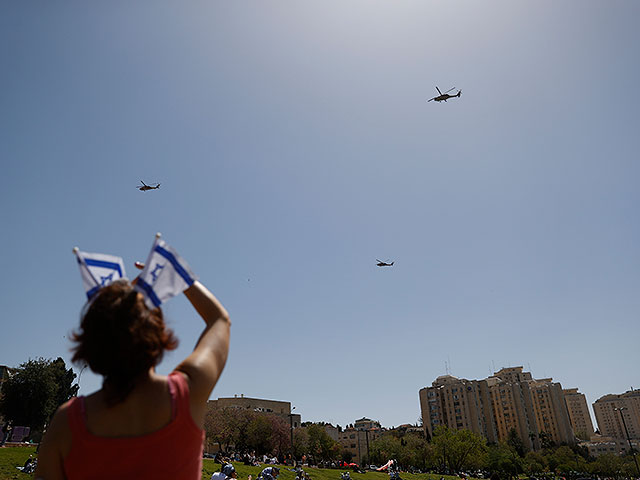 Воздушный парад в честь незавимимости Израиля, "после тяжелого года". Фоторепортаж