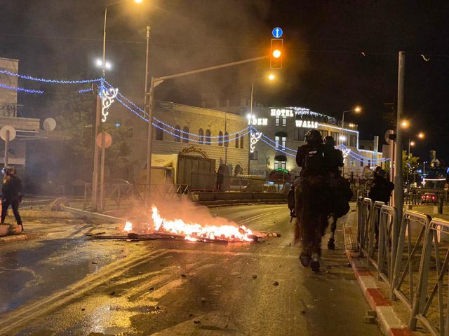 Беспорядки в Иерусалиме. Фоторепортаж