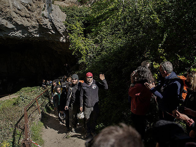 "Пещерные люди" XXI века. Необычный эксперимент в Пиренеях
