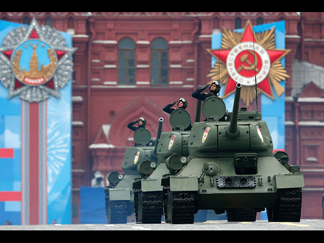 В Москве прошел военный парад. Фоторепортаж