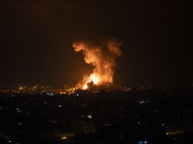 Нанесение удара по цели в Газе