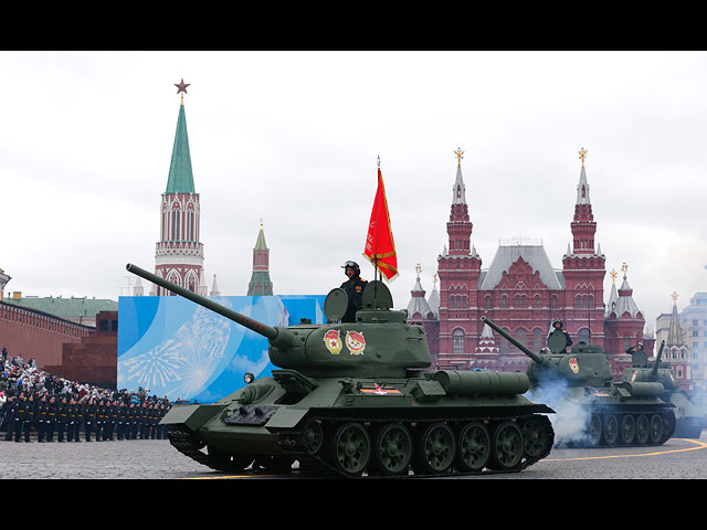 В Москве прошел военный парад. Фоторепортаж