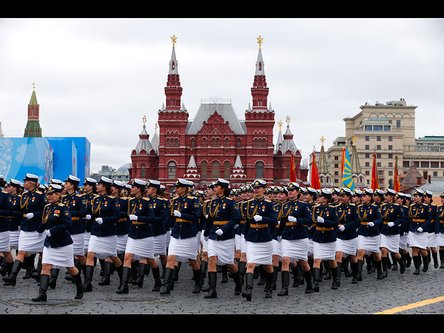 В Москве прошел военный парад. Фоторепортаж