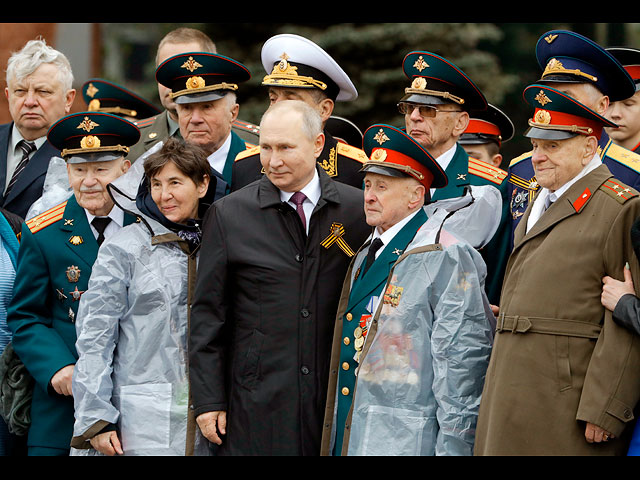 Владимир Путин с ветеранами