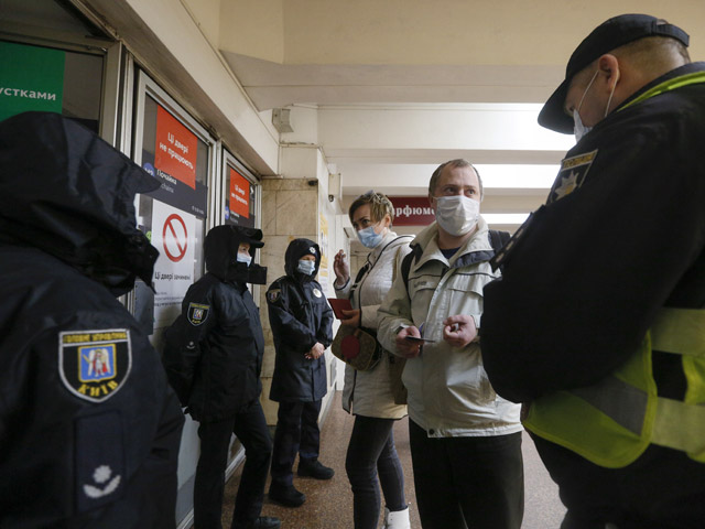 Украина: за сутки выявлены около 6800 заразившихся коронавирусом, 322 больных COVID-19 умерли