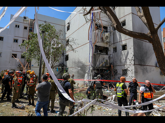 Один дом в Ашдоде, одна ракета из Газы. Фоторепортаж
