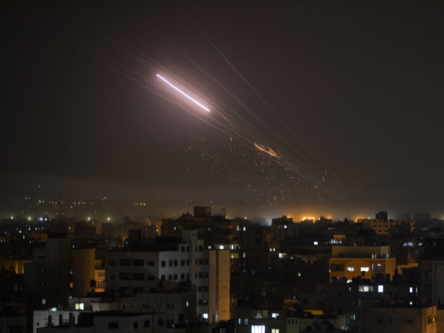 ЦАХАЛ: с 19:00 воскресенья по 07:00 понедельника из Газы было выпущено около 60 ракет