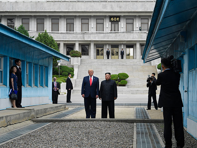 С лидером Северной Кореи Ким Чен Ыном. 2019 год