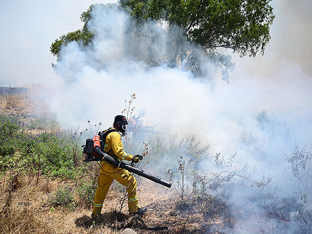 На границе с Газой в результате "огненного террора" вспыхнули новые пожары