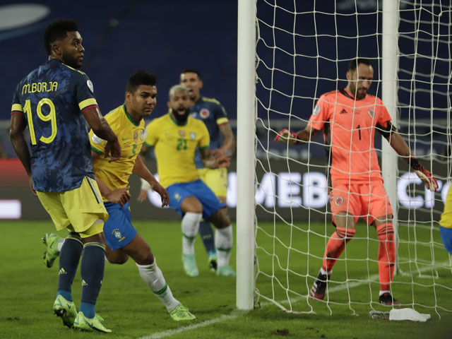 Бразилия - Колумбия. Победный гол Каземиру