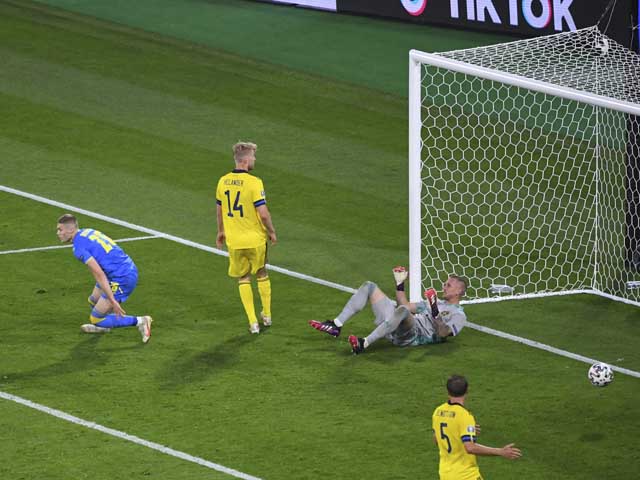 Артем Довбик, выведший сборную Украины в четвертьфинал, был близок к рекорду чемпионатов Европы