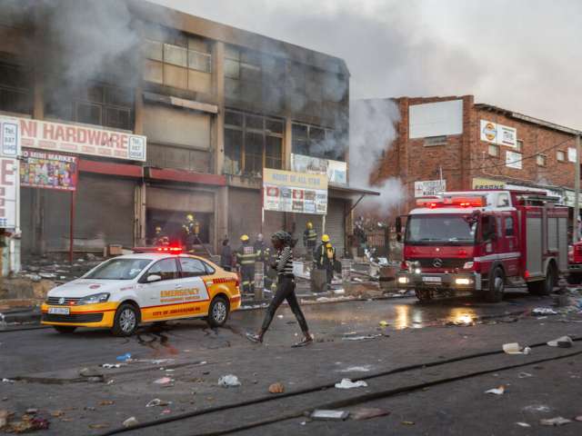 Погромы в ЮАР: более 90 погибших, сотни арестованных