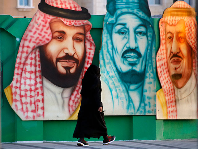 Саудовская Аравия закрывает для непривитых общественное пространство