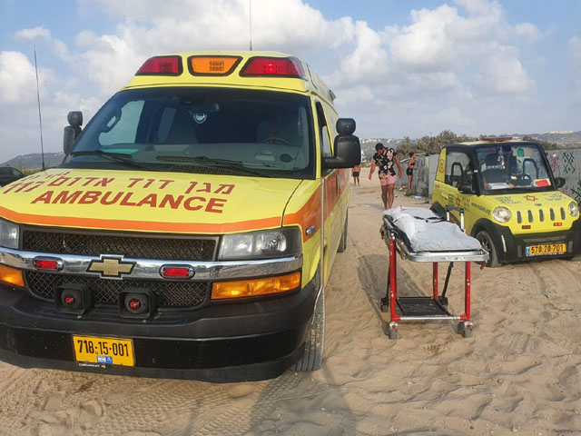 На пляже возле Зихрон-Яакова утонул 45-летний мужчина