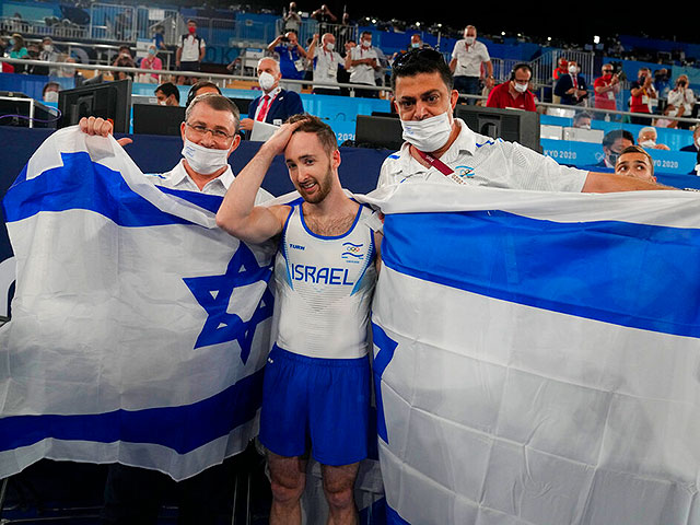 Израильский гимнаст Артем Долгопят стал олимпийским чемпионом в вольных упражнениях
