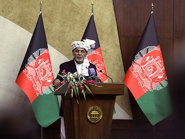 "Аль-Арабия": президент Афганистана подает в отставку