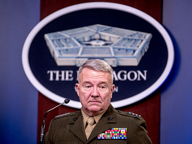 Пентагон: в Кабуле погибли не менее 12 военнослужащих США и еще 15 были ранены
